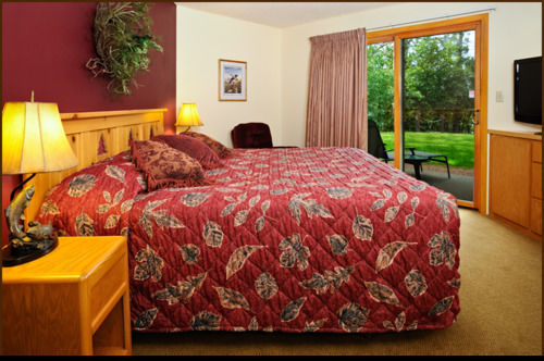 The Pointe Hotel And Suites Minocqua Extérieur photo